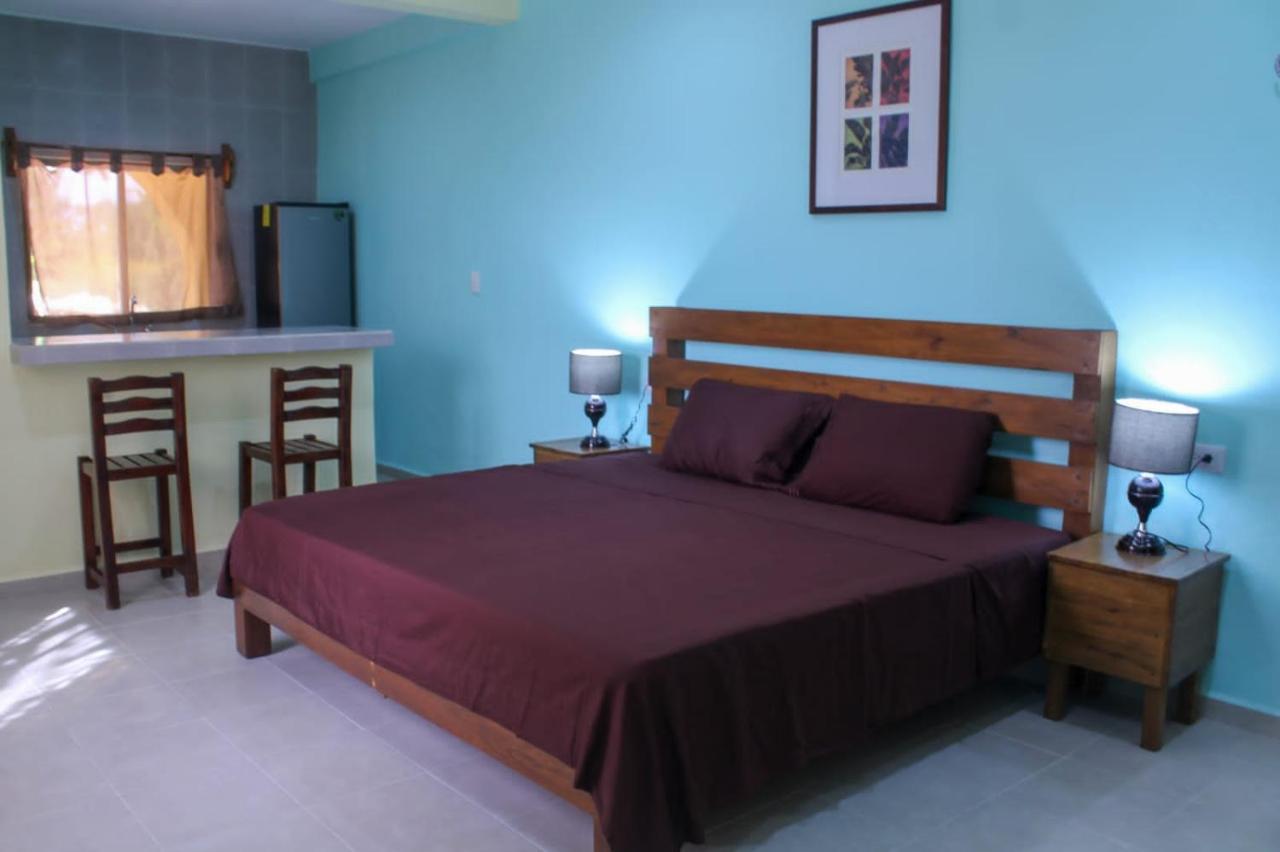 Ecohotel Shalom วัลลาโดลิด ภายนอก รูปภาพ
