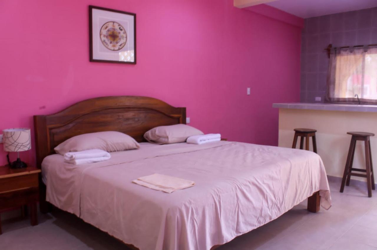 Ecohotel Shalom วัลลาโดลิด ภายนอก รูปภาพ